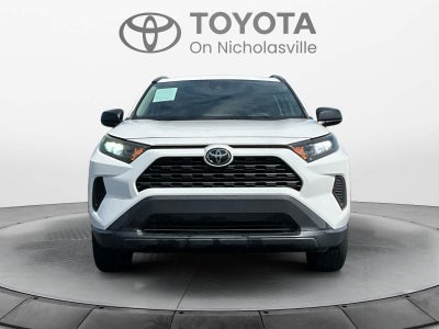 2020 Toyota RAV4 LE
