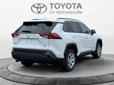 2020 Toyota RAV4 LE