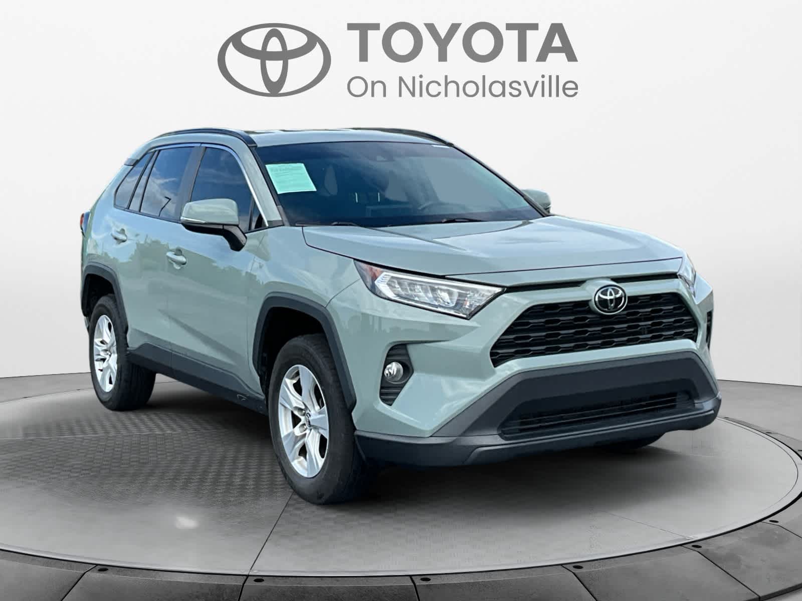 2021 Toyota RAV4 XLE