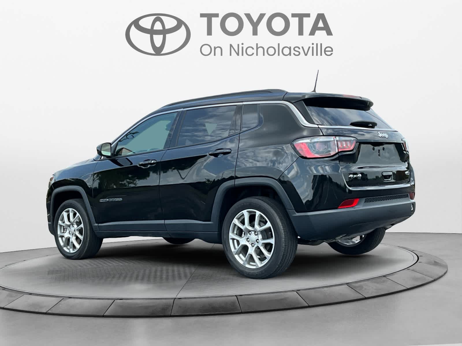 2024 Jeep Compass Latitude Lux