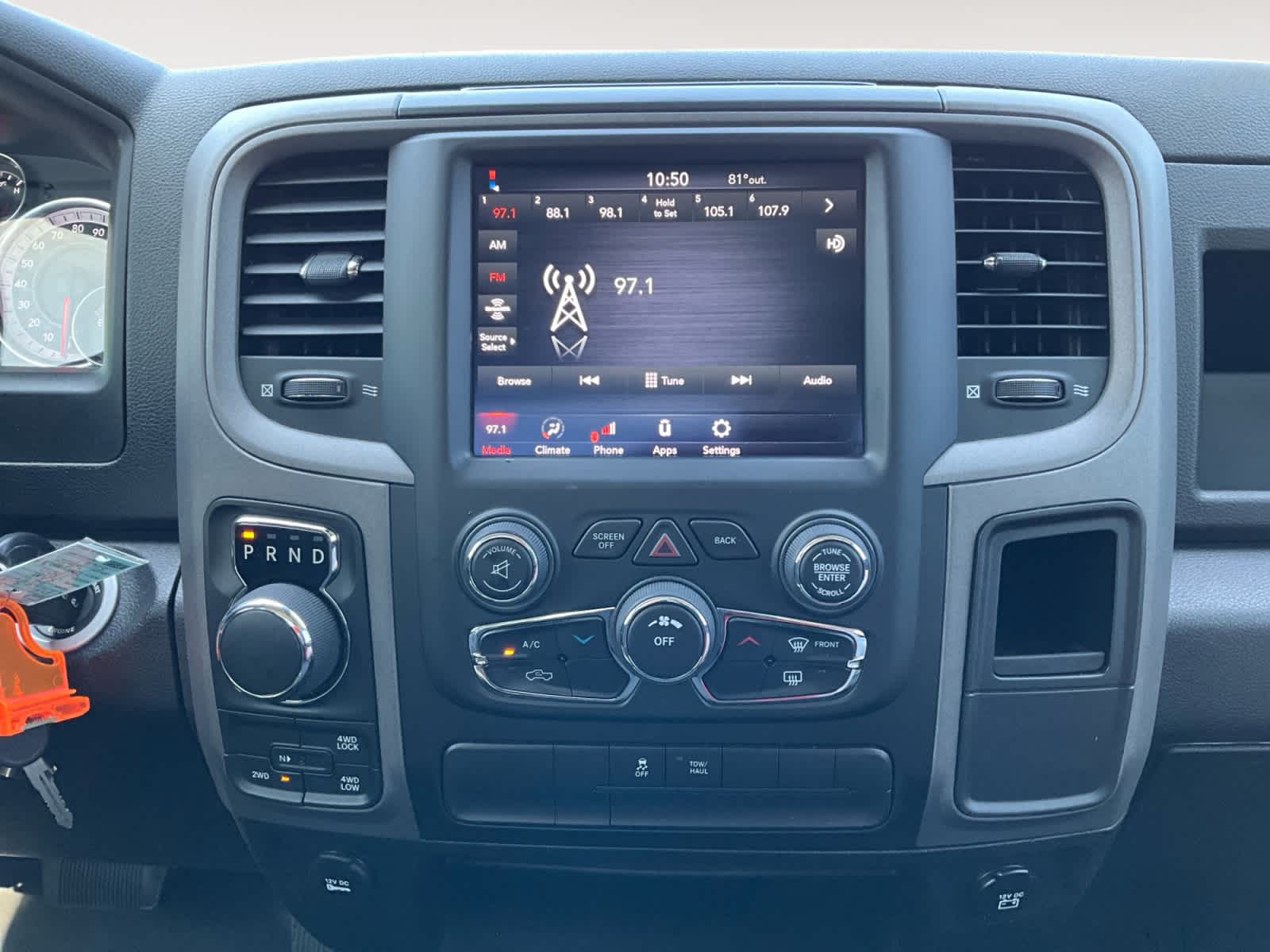2021 RAM 1500 Classic Express