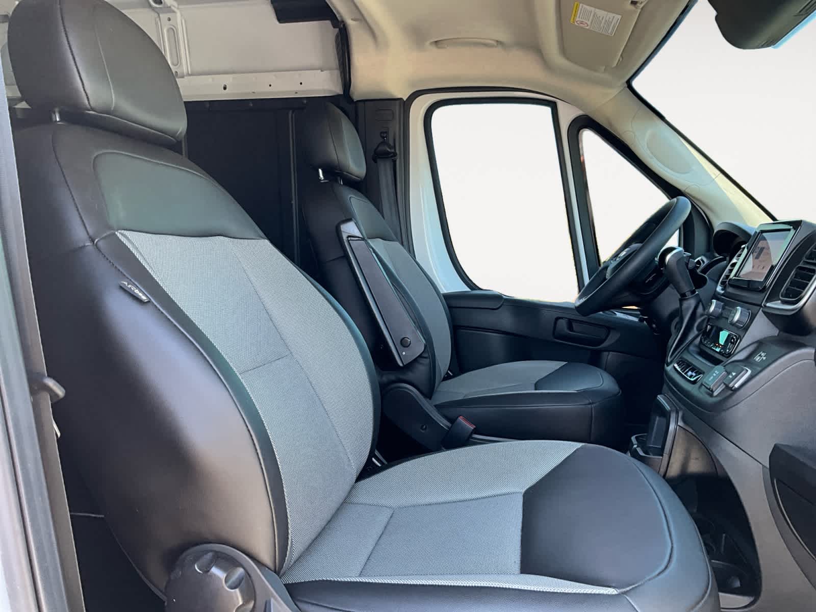 2024 RAM ProMaster Cargo Van SLT