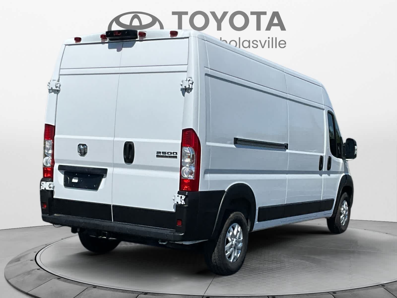 2024 RAM ProMaster Cargo Van SLT