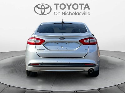 2013 Ford Fusion SE