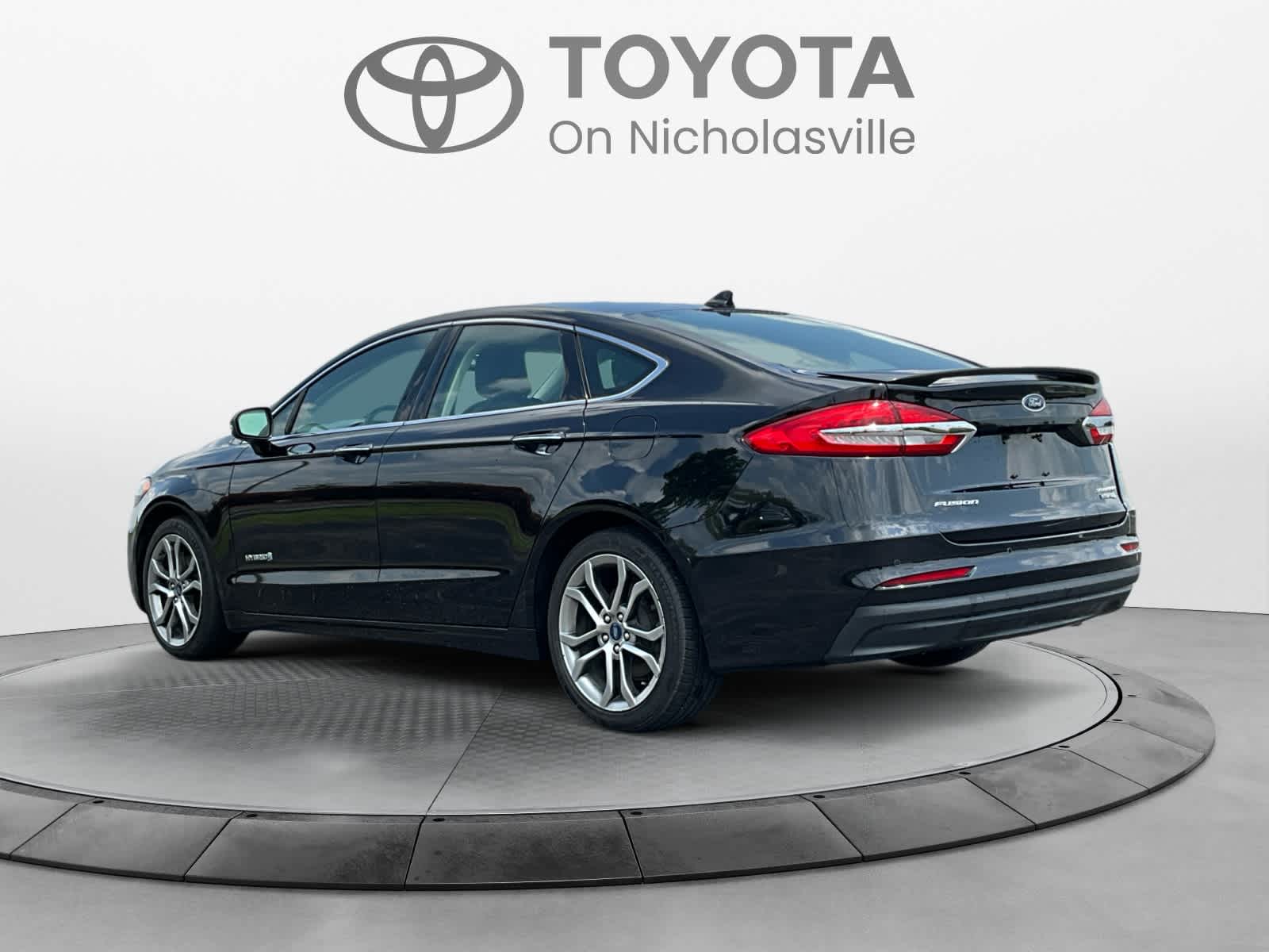 2019 Ford Fusion Hybrid Titanium