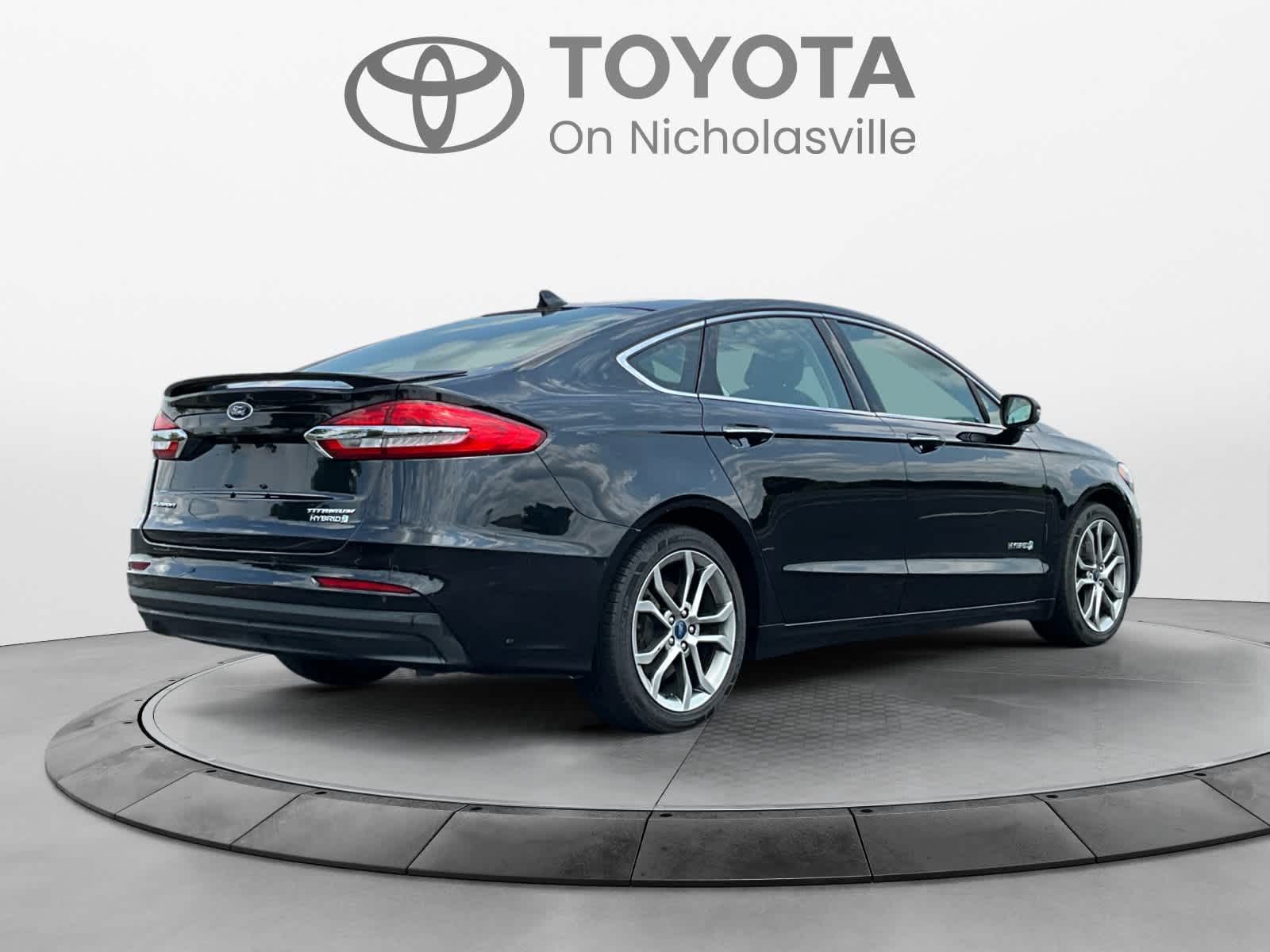 2019 Ford Fusion Hybrid Titanium