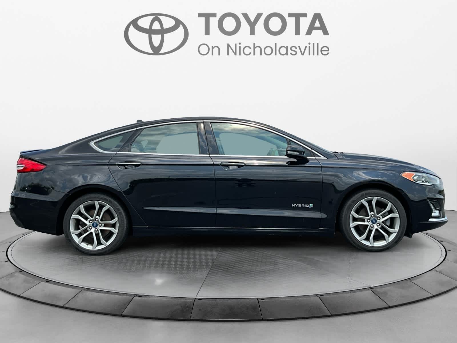 2019 Ford Fusion Hybrid Titanium