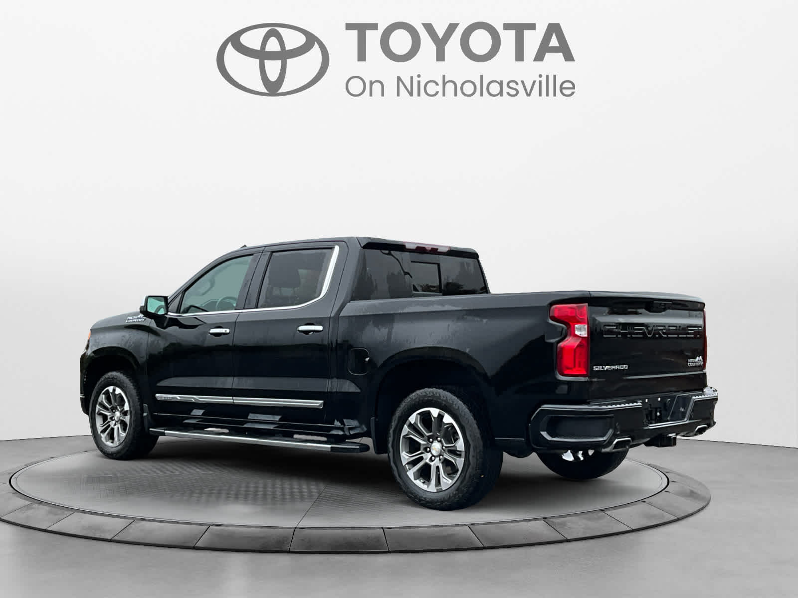 2023 Chevrolet Silverado 1500 High Country
