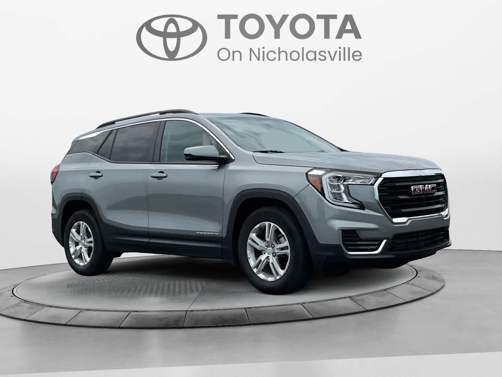 2023 GMC Terrain SLE