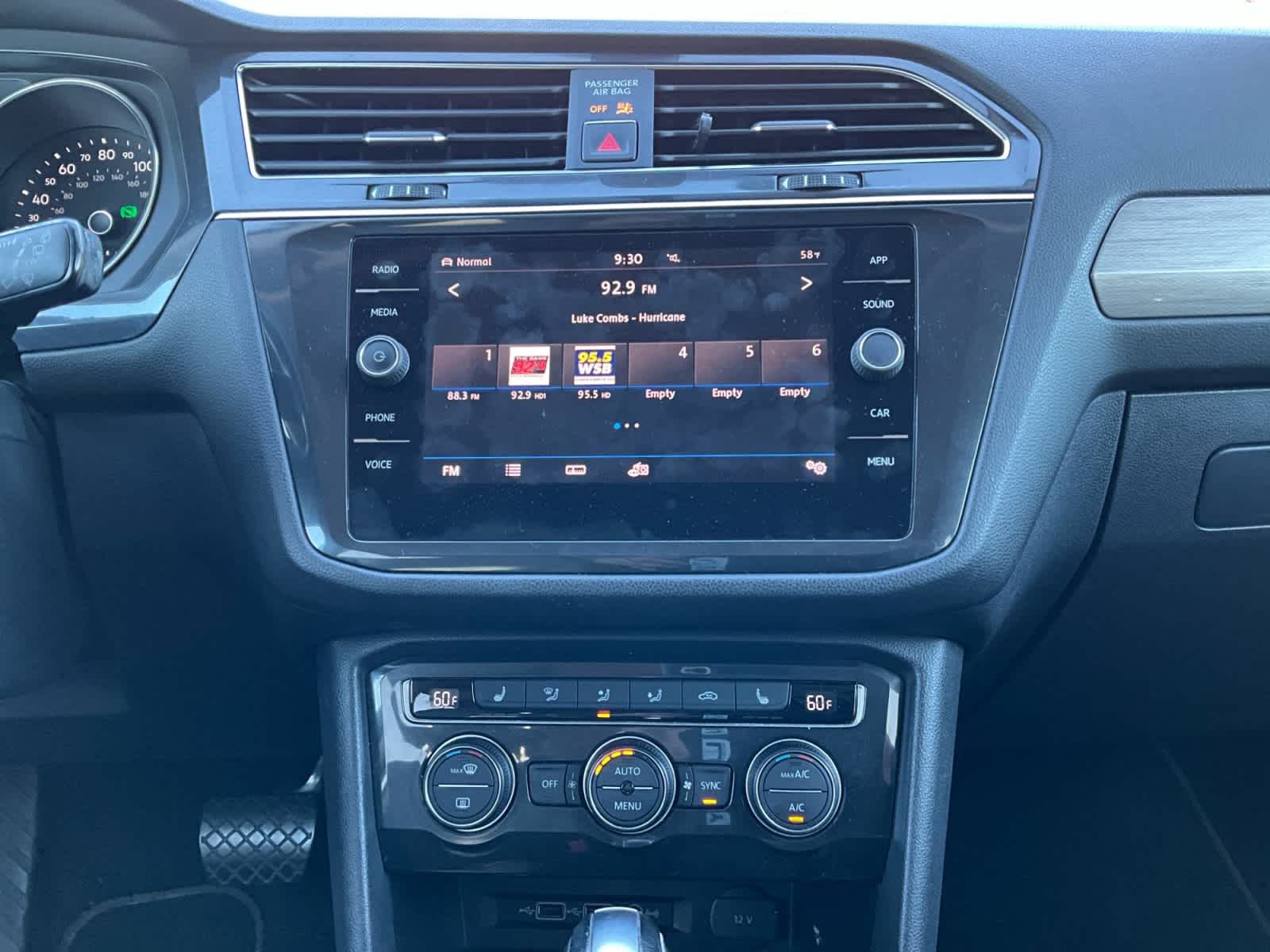 2018 Volkswagen Tiguan SE