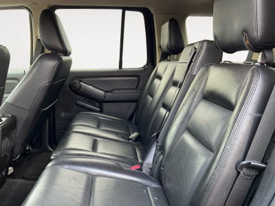 2010 Mercury Mountaineer RWD 4dr