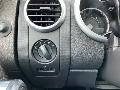 2010 Mercury Mountaineer RWD 4dr