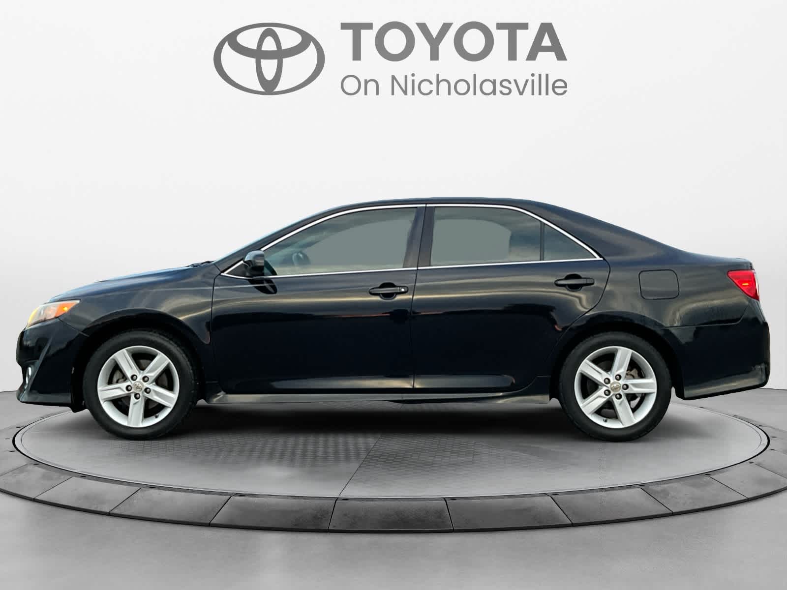 2013 Toyota Camry SE