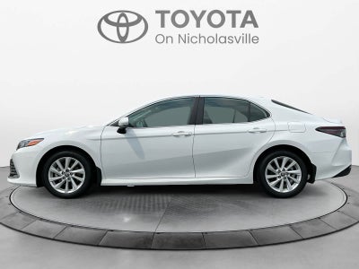 2022 Toyota Camry LE