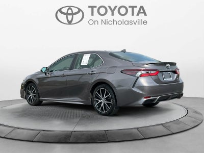 2024 Toyota Camry SE