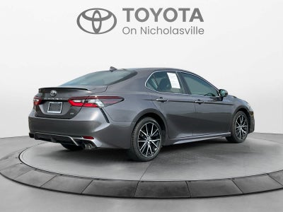 2024 Toyota Camry SE