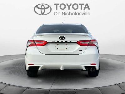 2020 Toyota Camry SE
