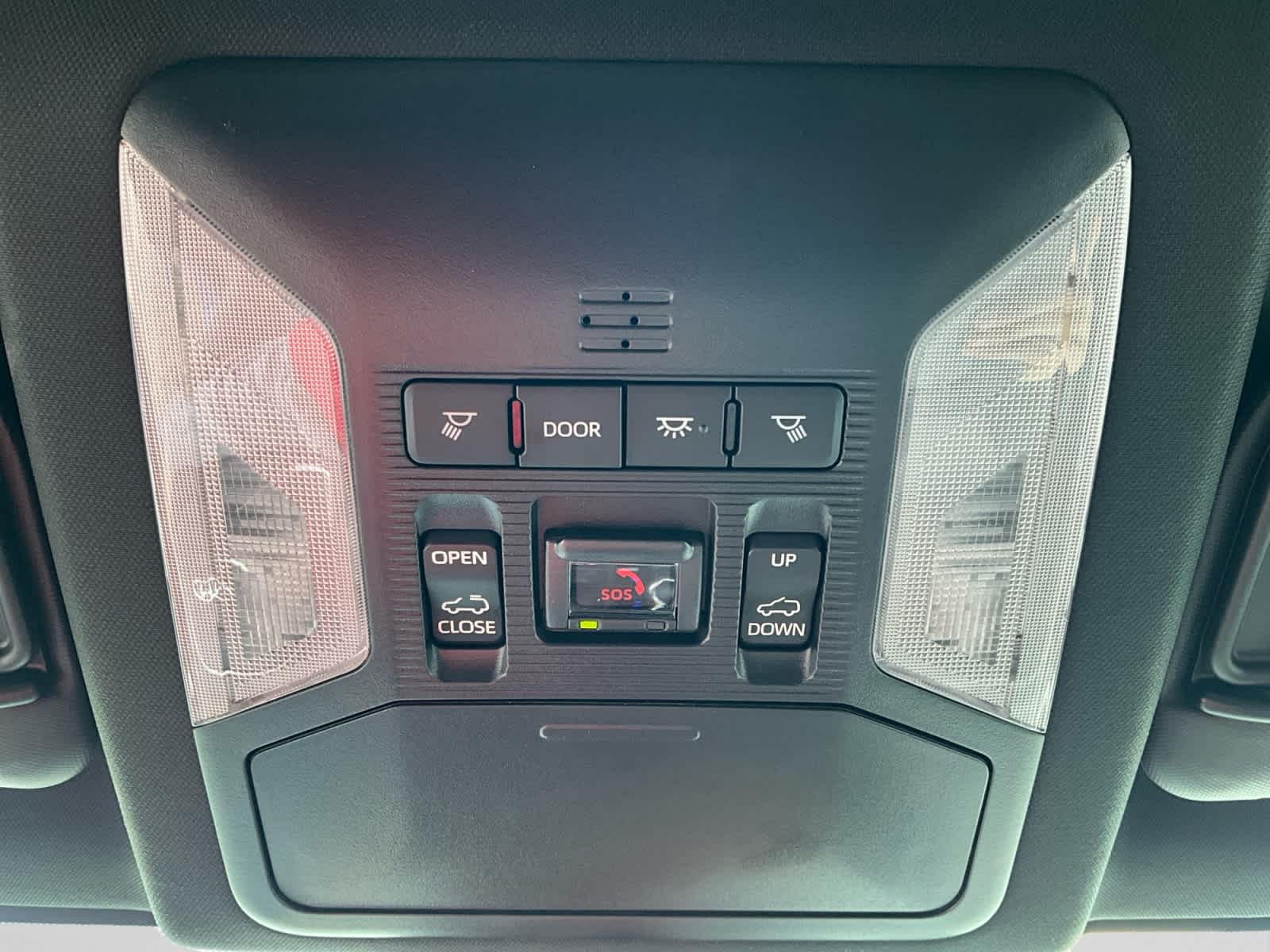 2025 Toyota RAV4 Hybrid XSE