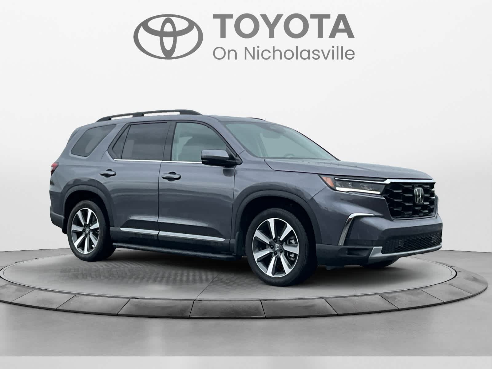 2025 Honda Pilot Touring
