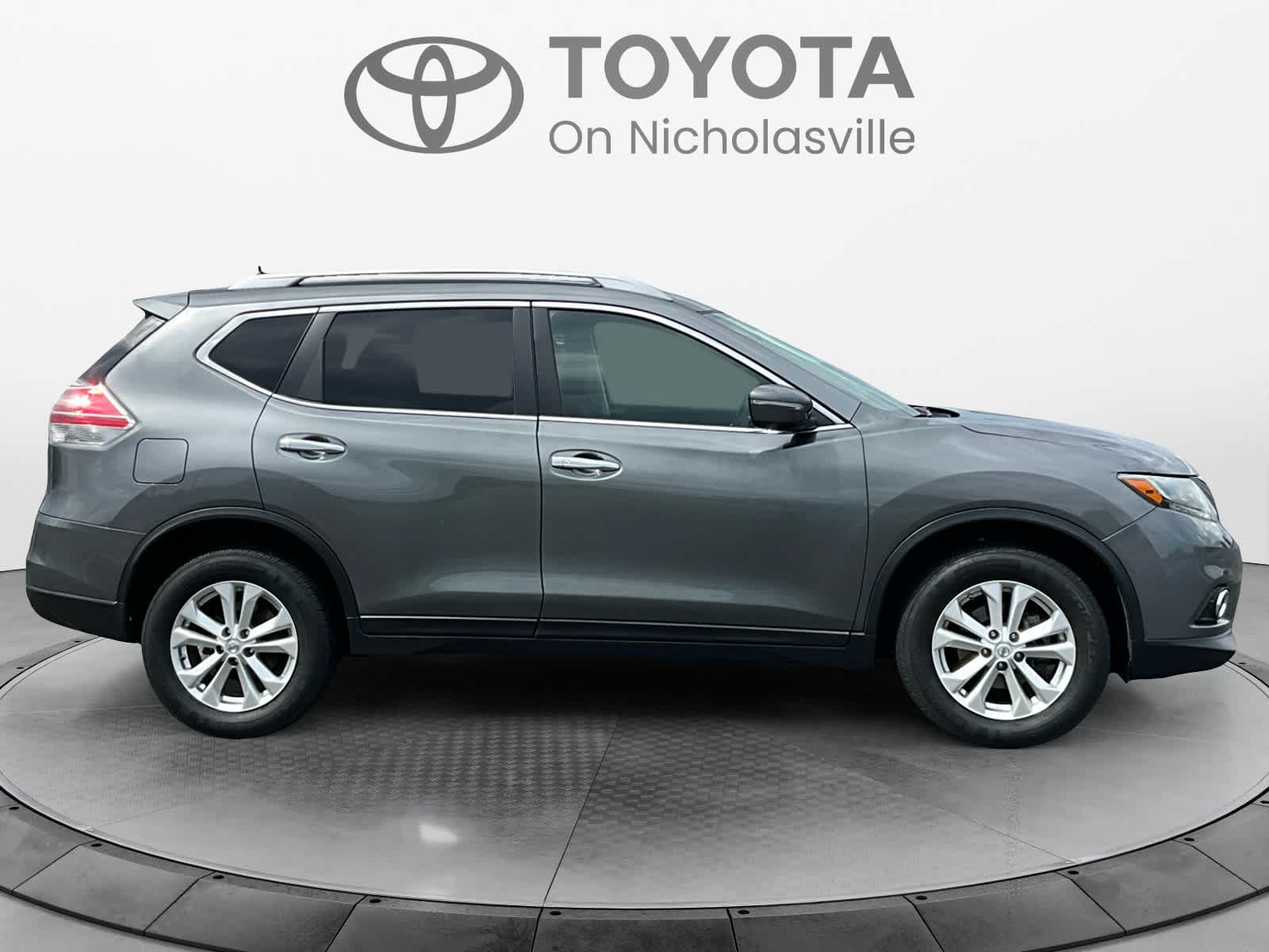 2015 Nissan Rogue SV