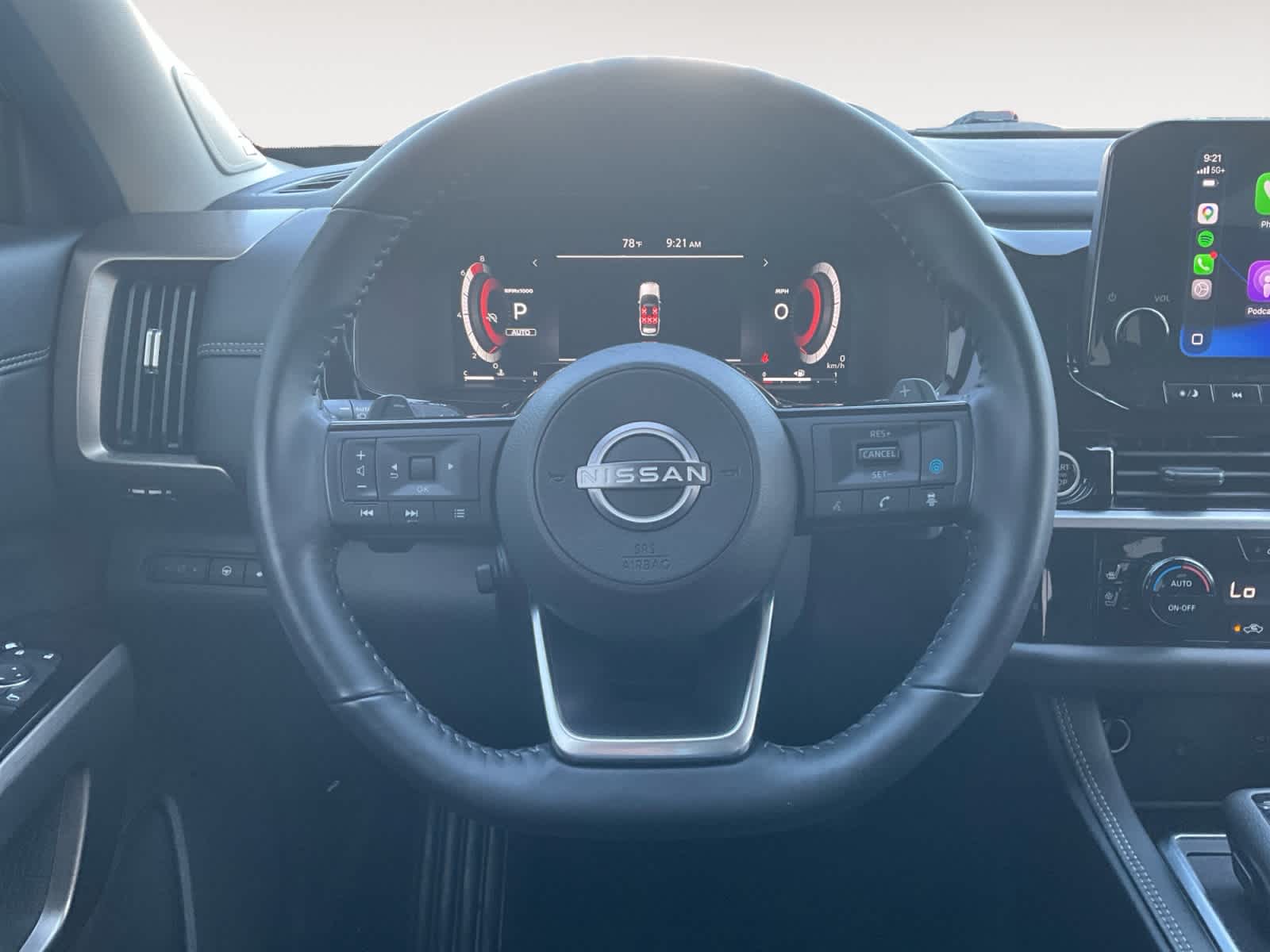 2023 Nissan Pathfinder Platinum