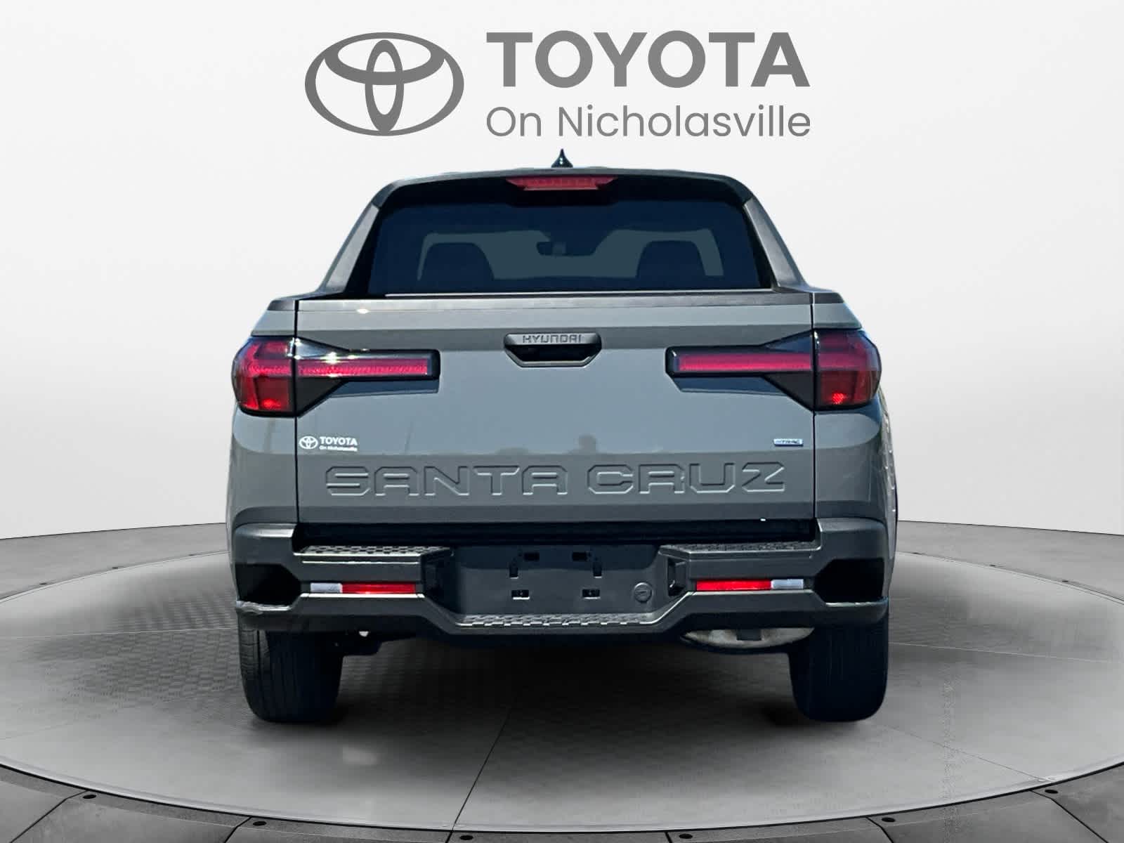 2025 Hyundai Santa Cruz SE