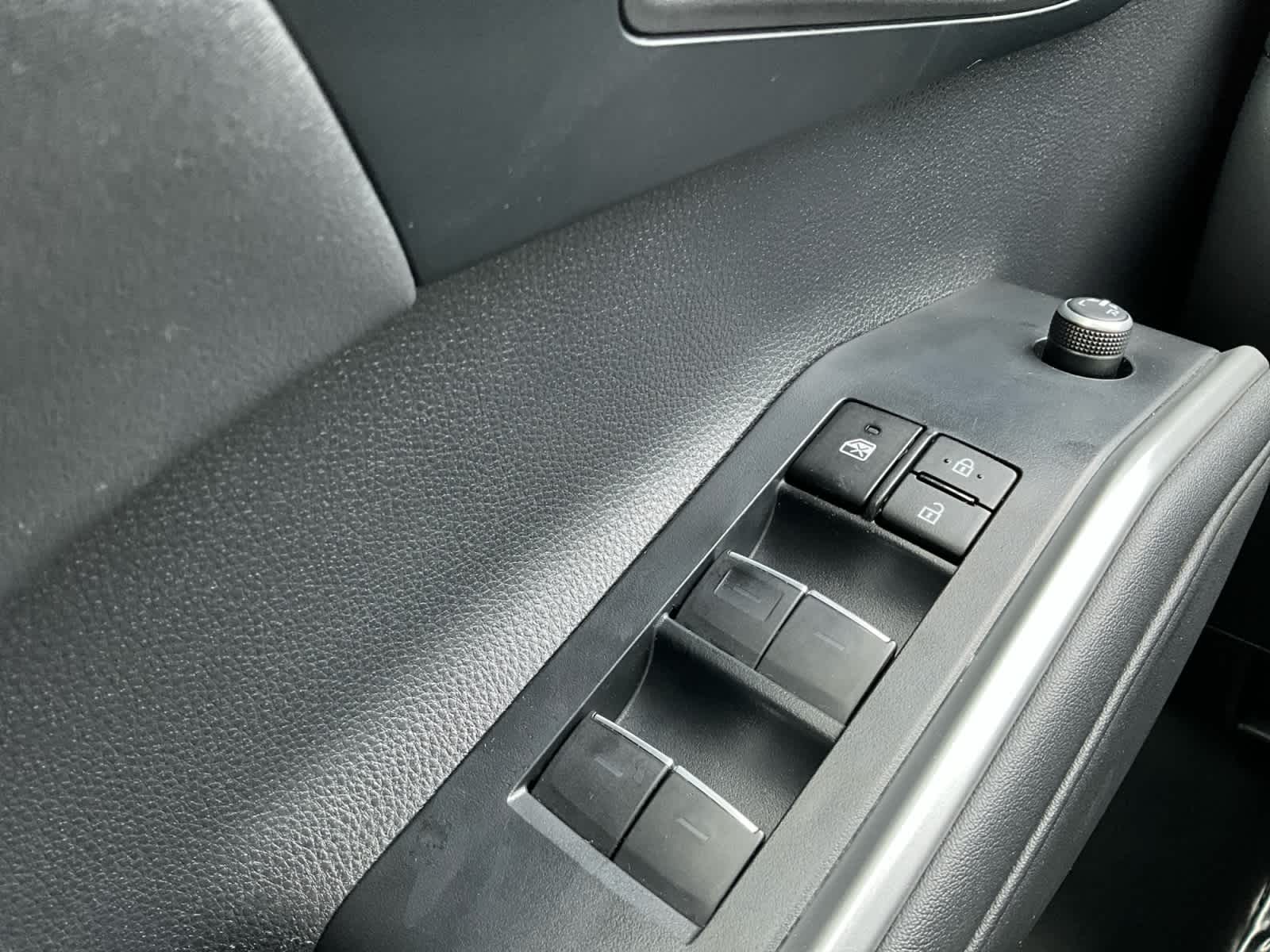 2023 Toyota Highlander Hybrid Bronze Edition