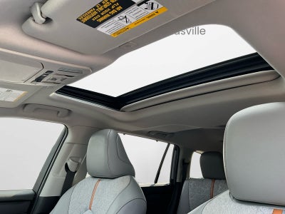 2023 Toyota Highlander Hybrid Bronze Edition
