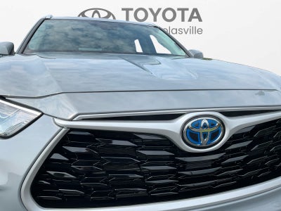 2023 Toyota Highlander Hybrid Bronze Edition