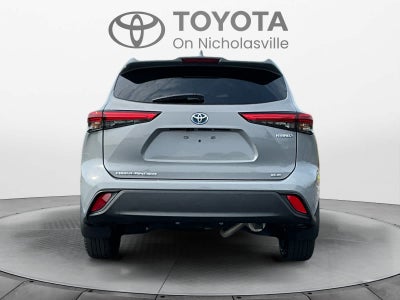 2023 Toyota Highlander Hybrid Bronze Edition