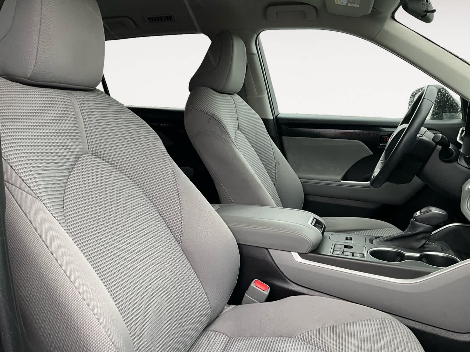2023 Toyota Highlander Hybrid LE
