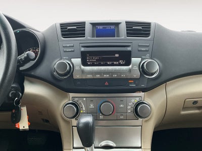 2011 Toyota Highlander Base
