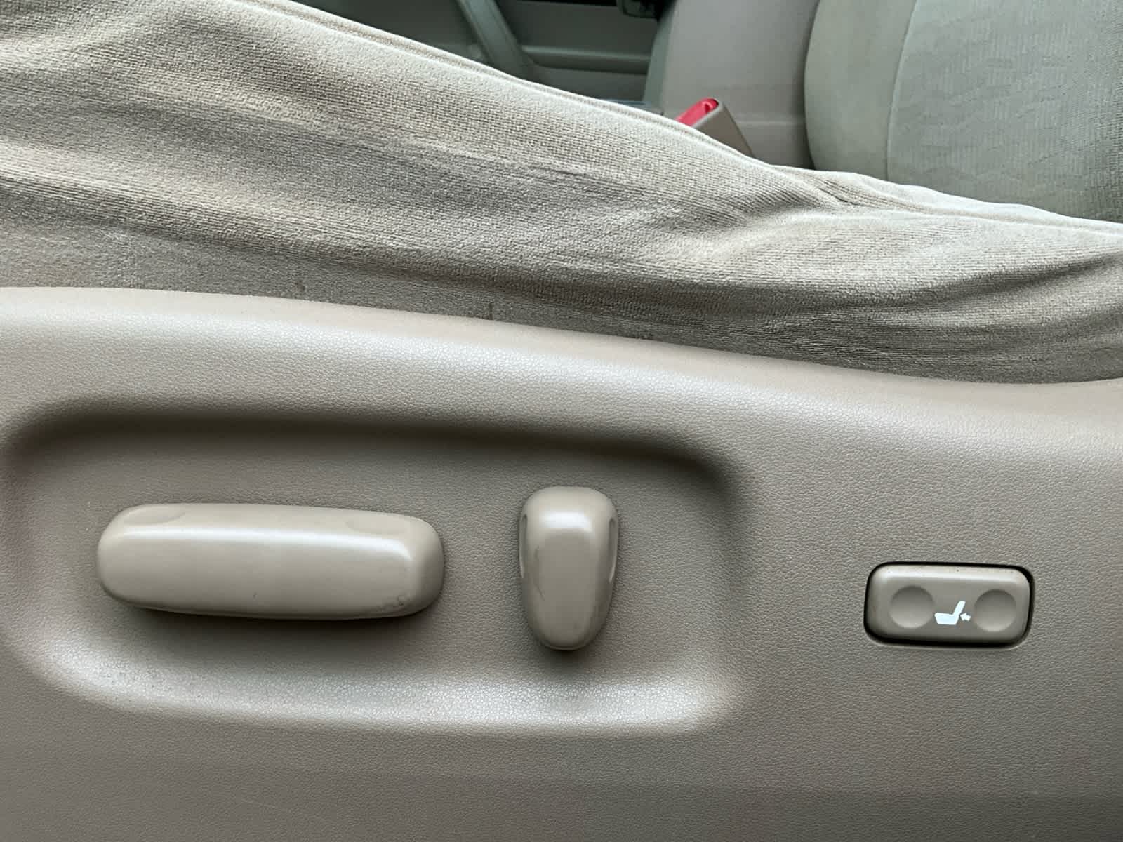 2011 Toyota Highlander Base