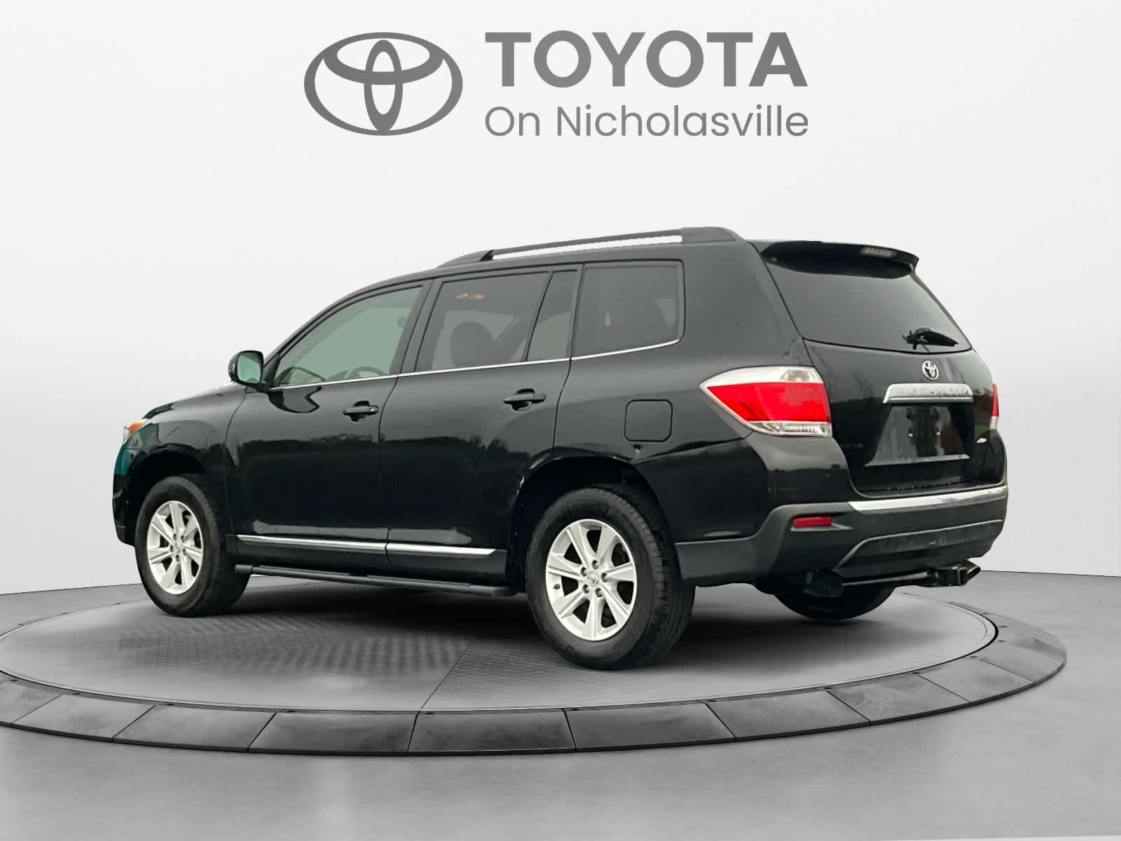 2011 Toyota Highlander Base