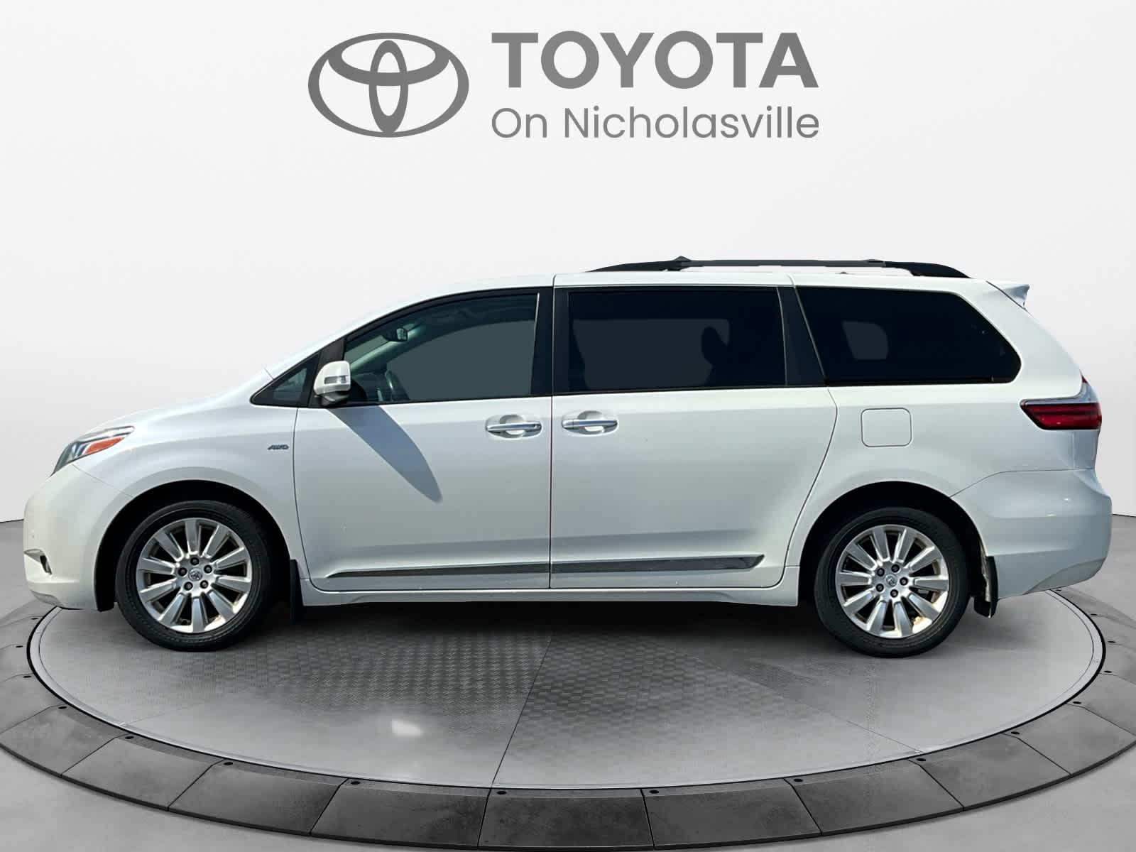 2016 Toyota Sienna Ltd Premium