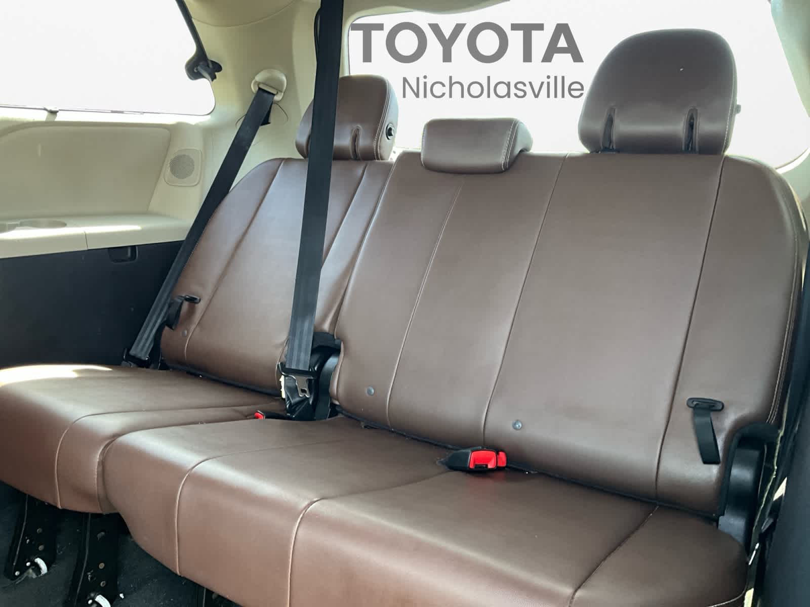 2016 Toyota Sienna Ltd Premium