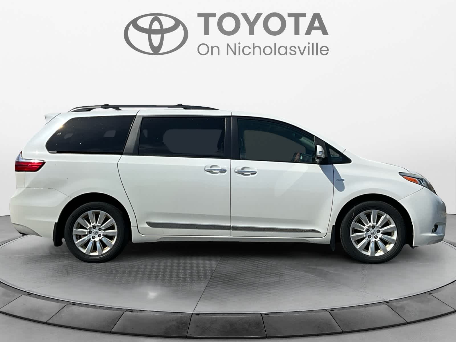 2016 Toyota Sienna Ltd Premium