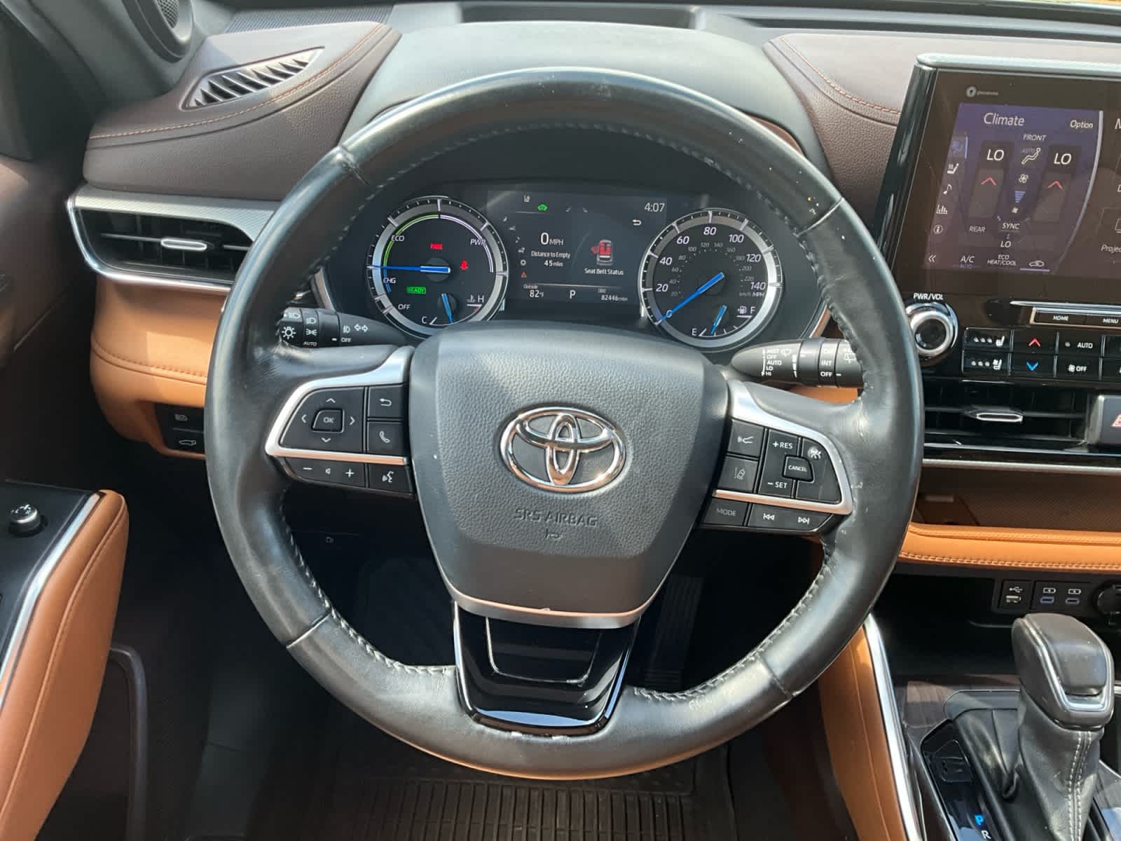 2022 Toyota Highlander Hybrid Platinum