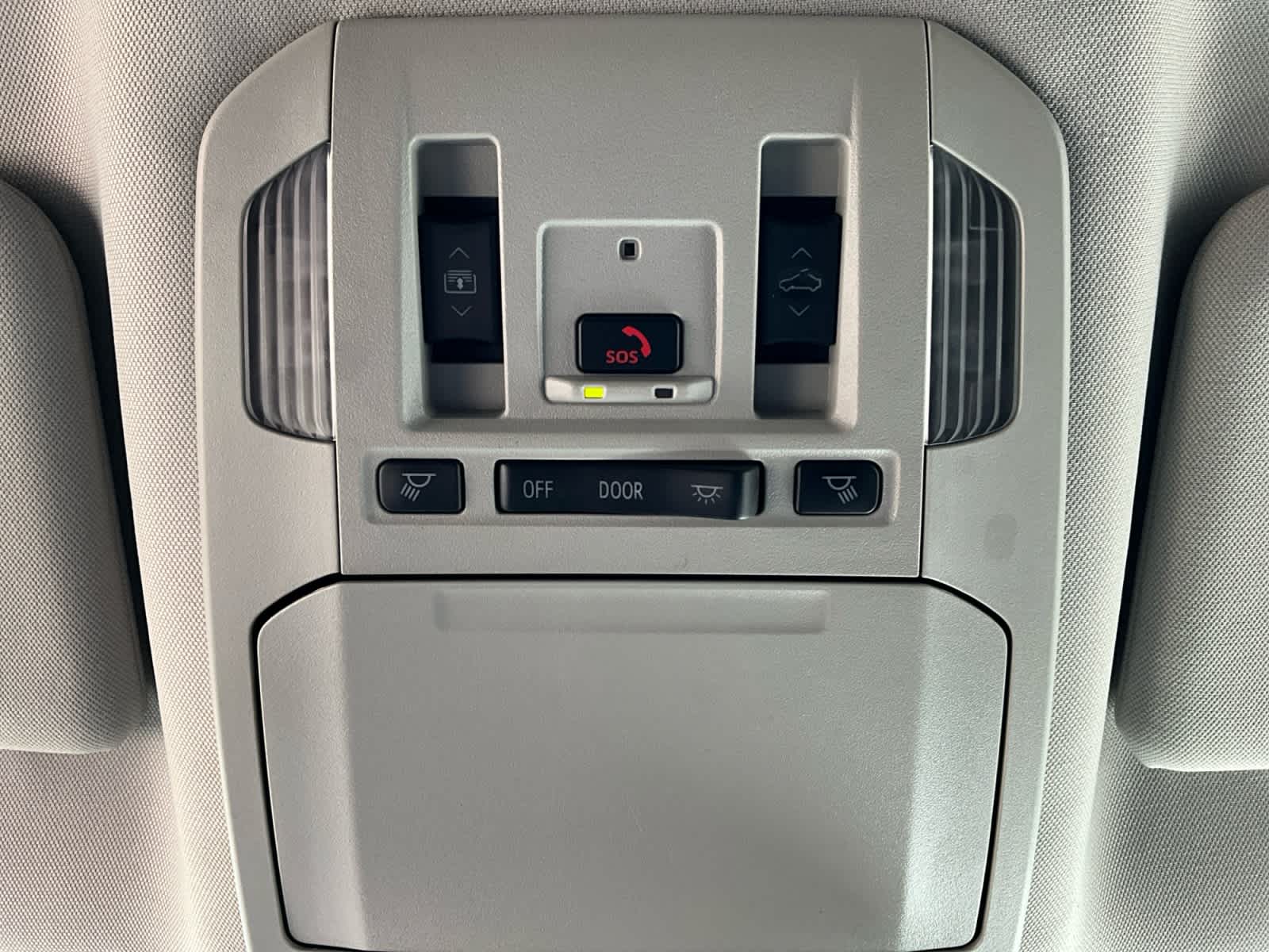 2025 Toyota Highlander Hybrid Platinum