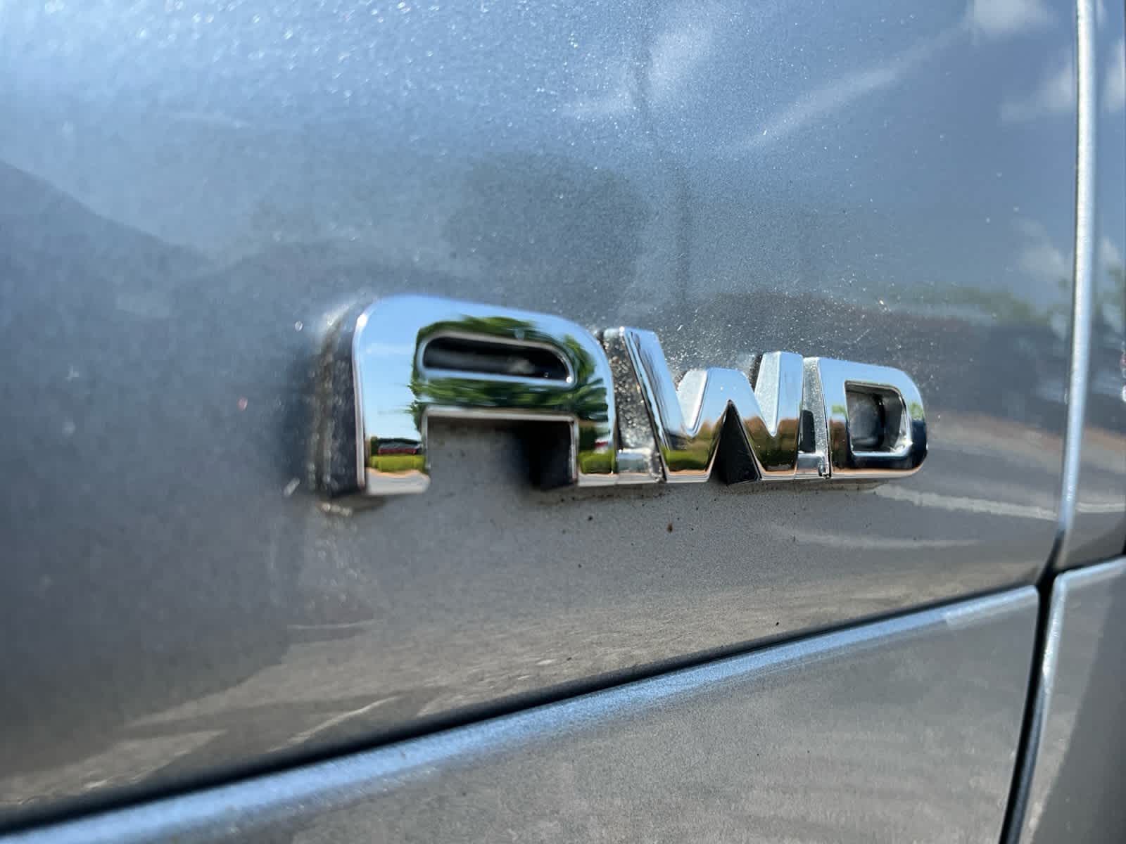 2025 Toyota Highlander Hybrid Platinum