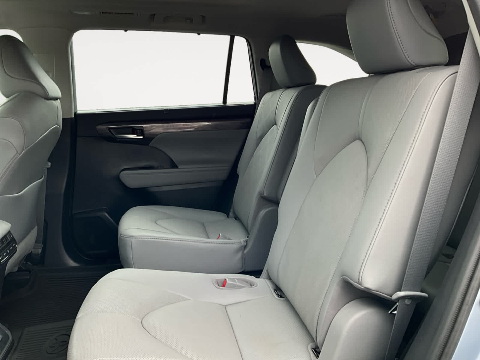 2020 Toyota Highlander Platinum
