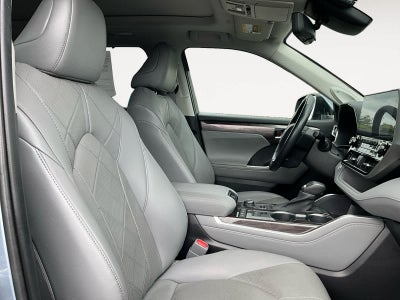 2020 Toyota Highlander Platinum