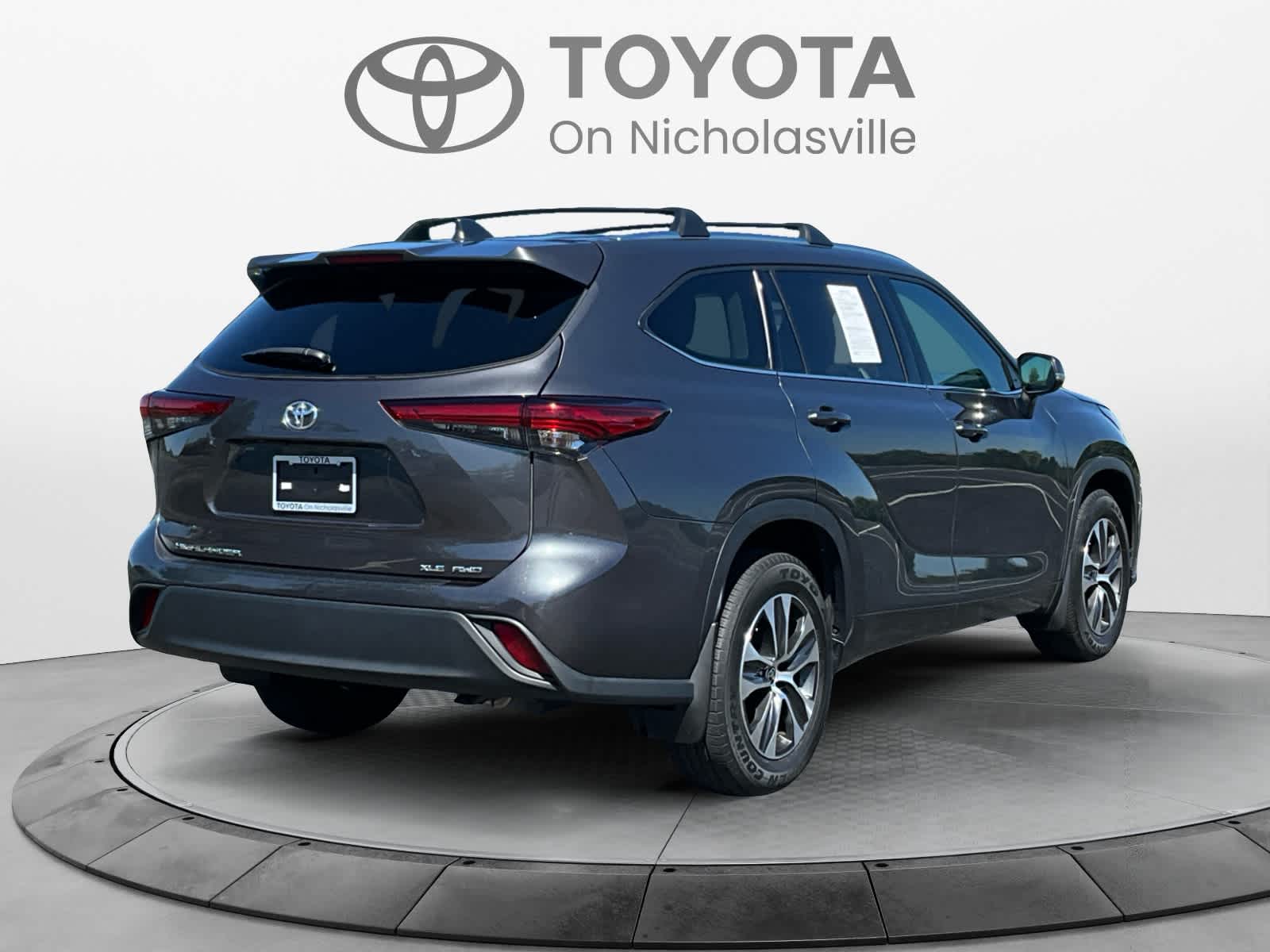 2021 Toyota Highlander XLE