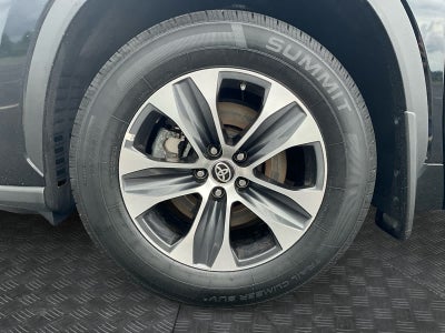2024 Toyota Highlander Hybrid XLE