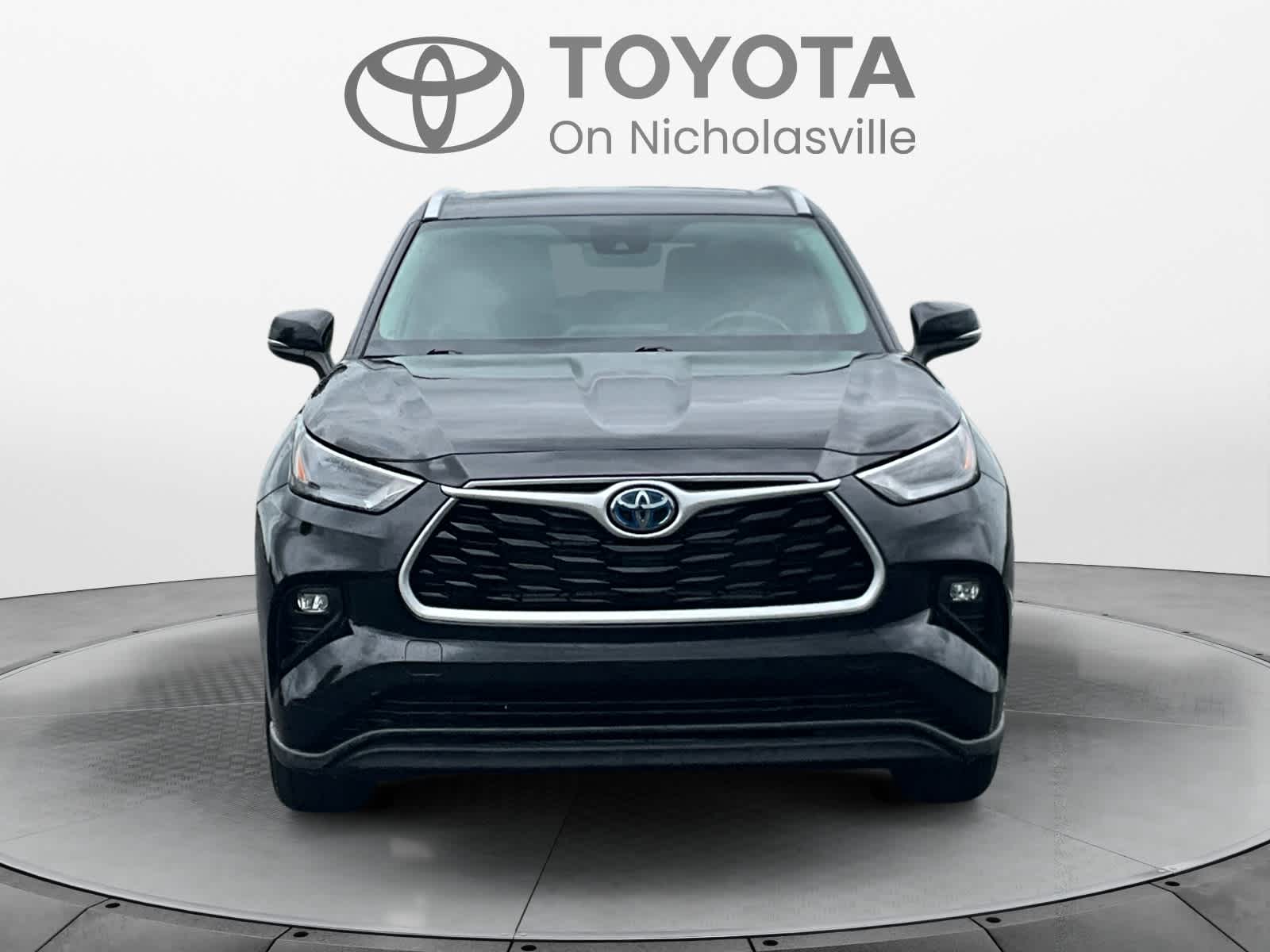 2024 Toyota Highlander Hybrid XLE