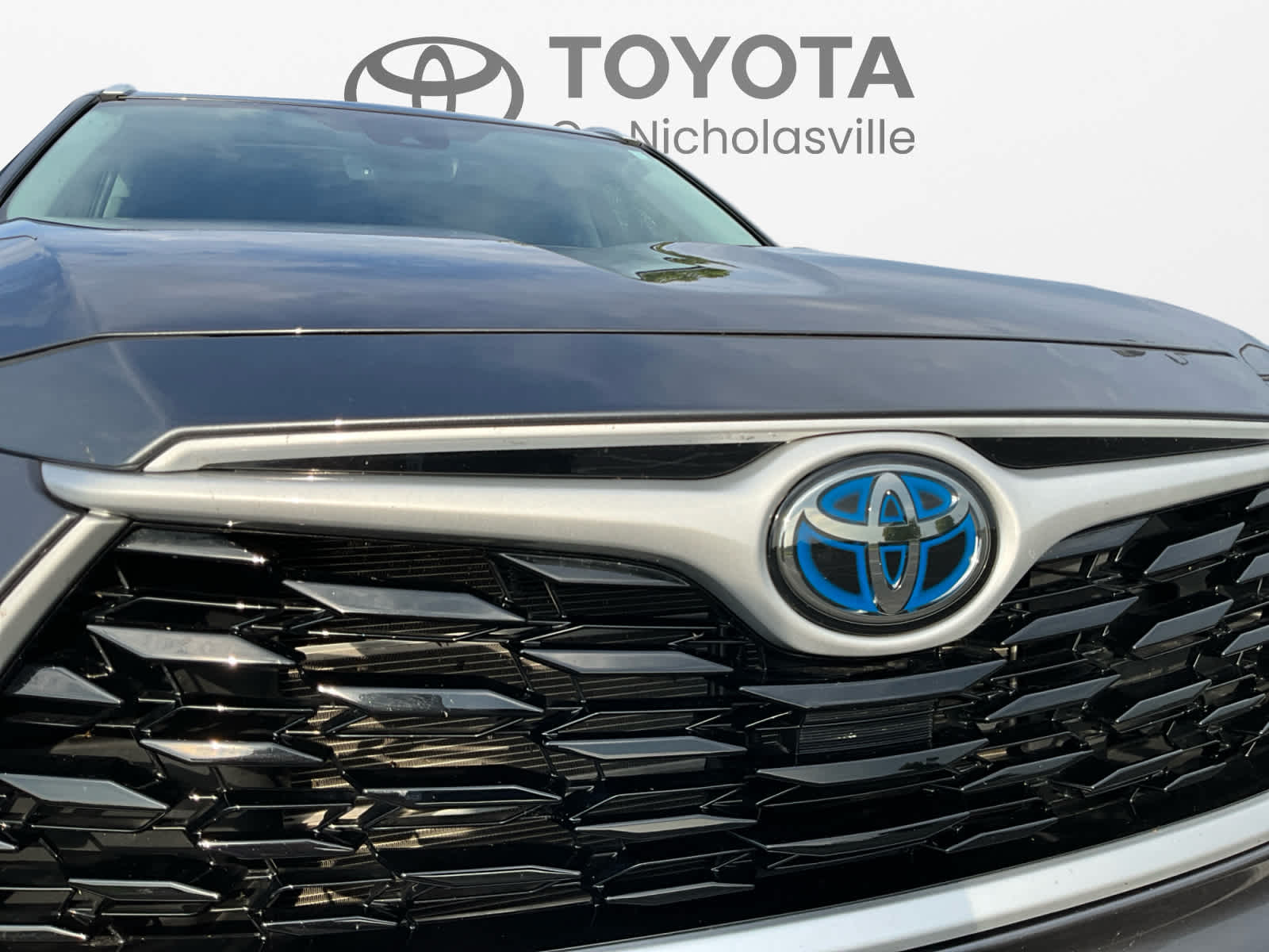 2024 Toyota Highlander Hybrid XLE
