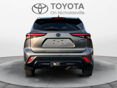 2024 Toyota Highlander Hybrid XLE