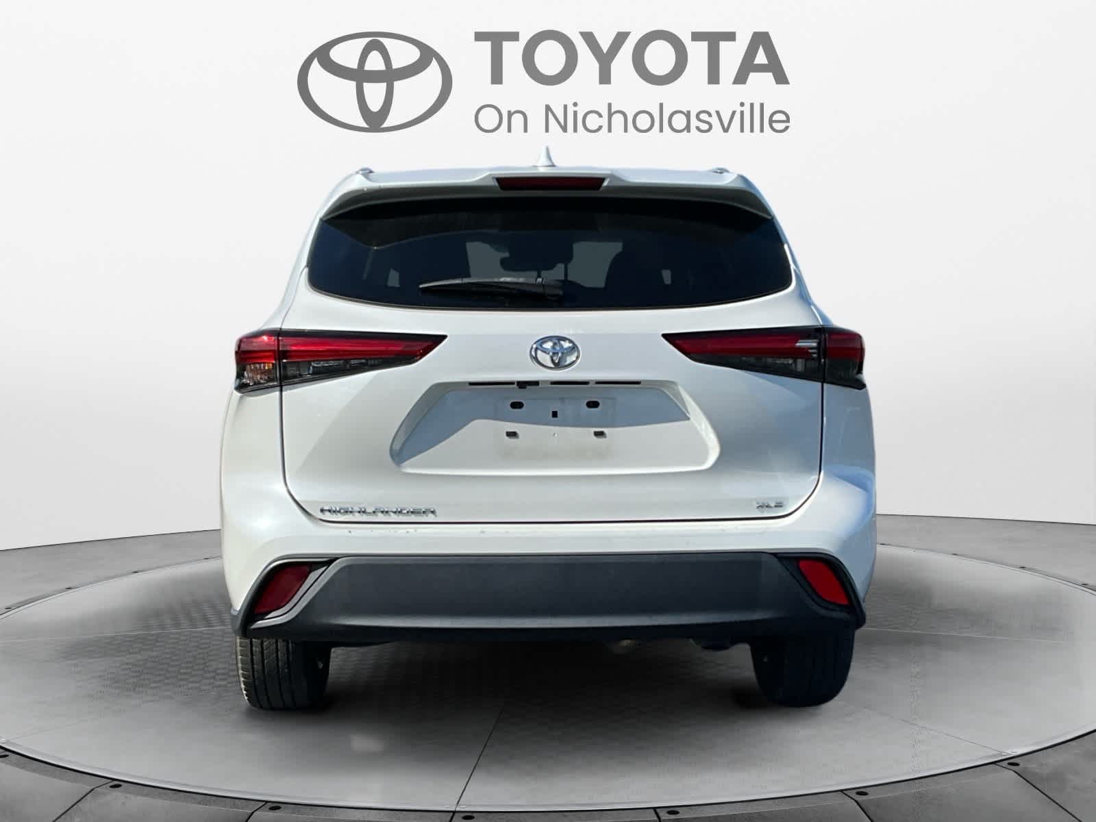 2023 Toyota Highlander XLE