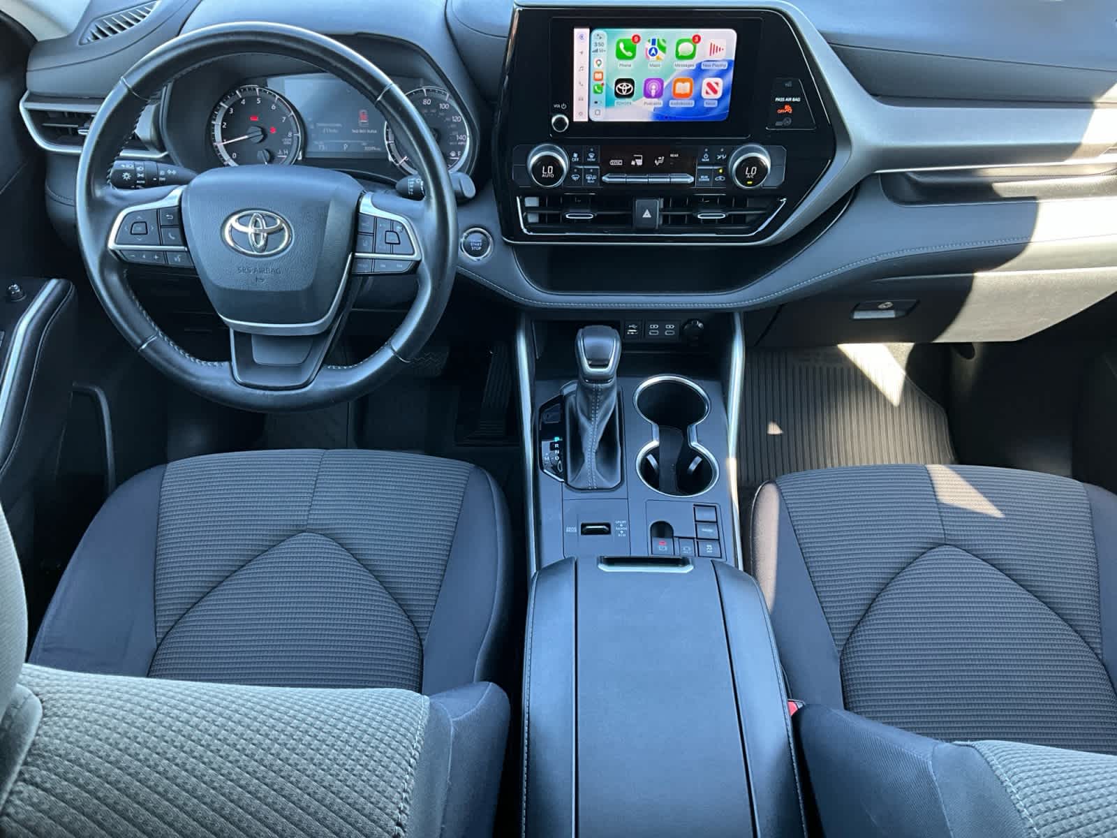 2023 Toyota Highlander LE