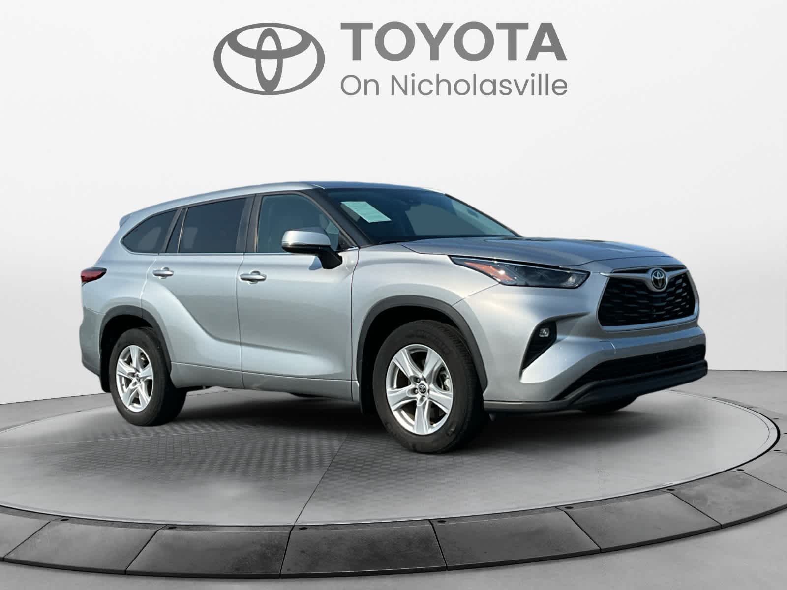 2023 Toyota Highlander LE